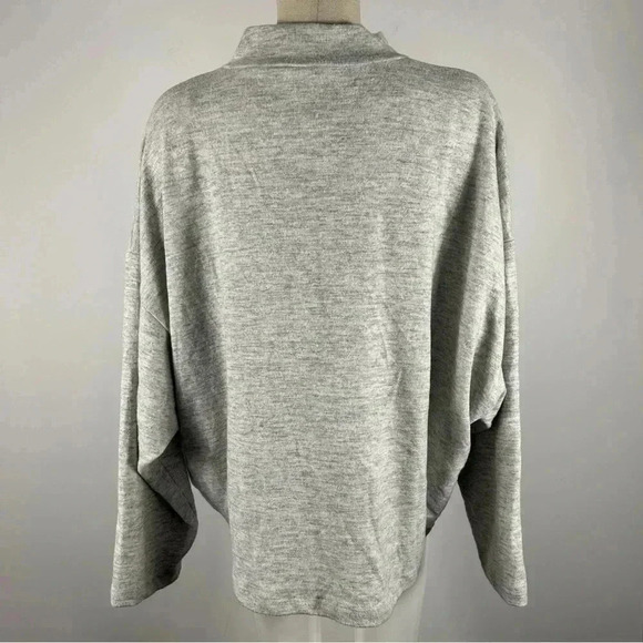 🌟NWT  H&M sweater XL - Picture 2 of 10